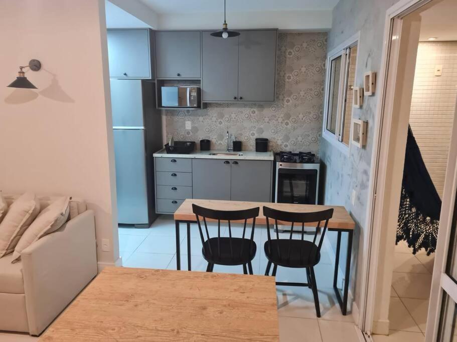 Apartamento Vista Mar Nascente, Dois Quartos, Novo, No Do Rio Vermelho, Condominio Club, 1103 Salvador