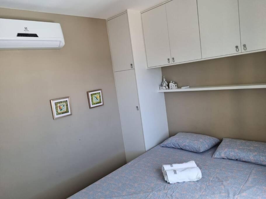 Apartamento Vista Mar Nascente, Dois Quartos, Novo, No Do Rio Vermelho, Condominio Club, 1103